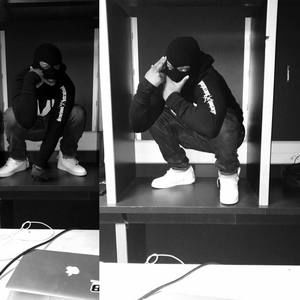 Meet your Posher, Husani